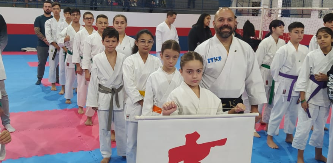 Federação de karatê tradicional do paraná 59x29 (10)